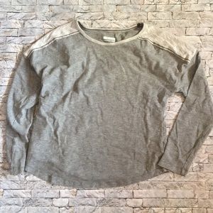 🌺3 pack XL long sleeve shirts